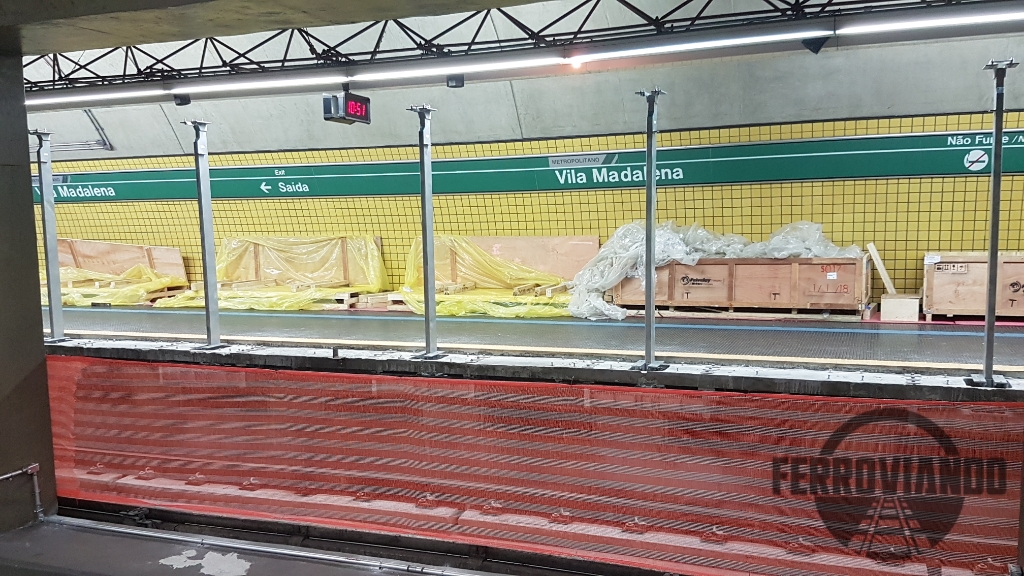 Estação Vila Madalena da Linha 2 Verde Portas de plataforma